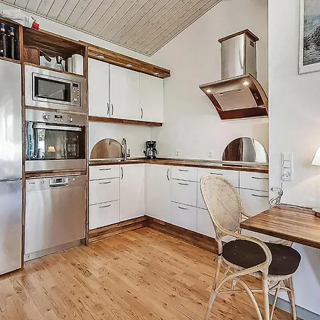 Сasa de vacaciones Two-bedroom With A Fireplace 07 *